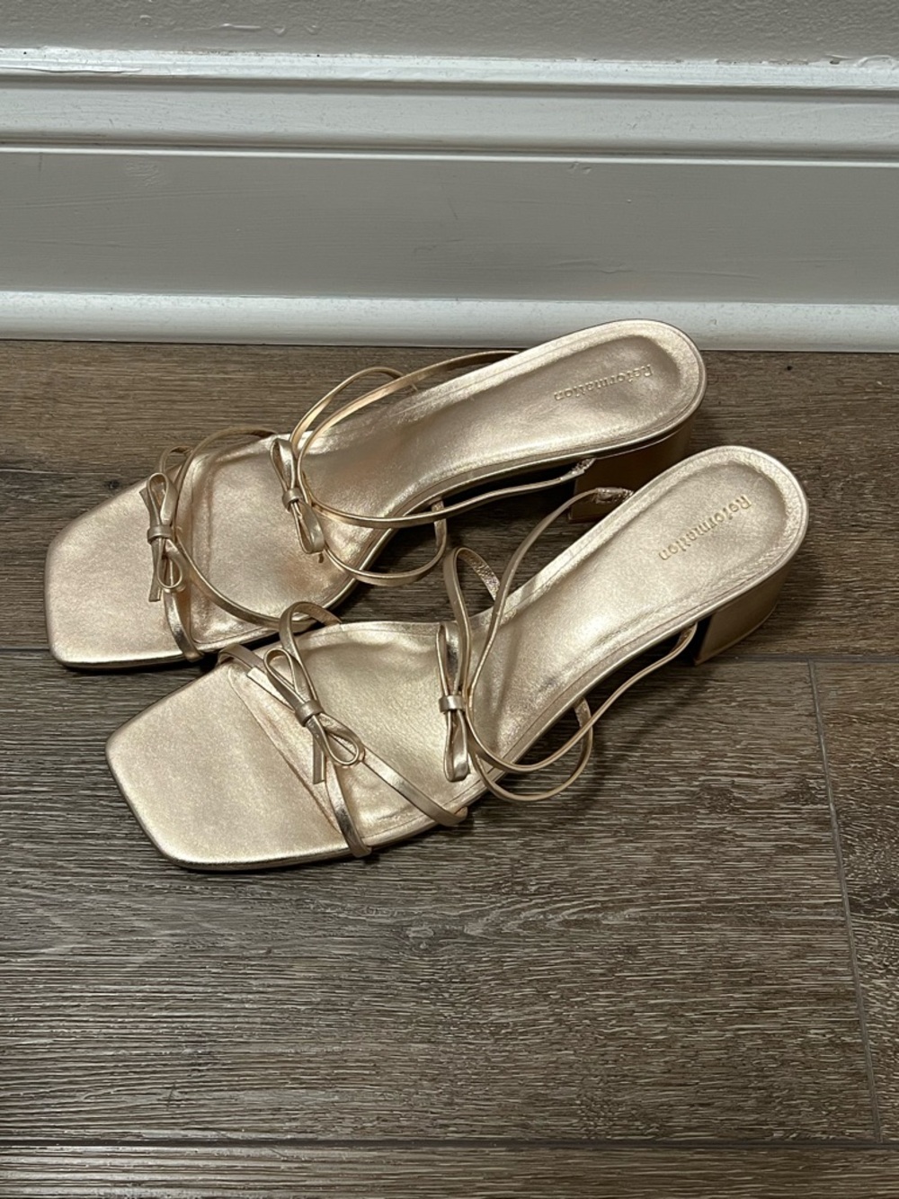Reformation Elodie Block Heeled Sandal - Picture 2 of 4